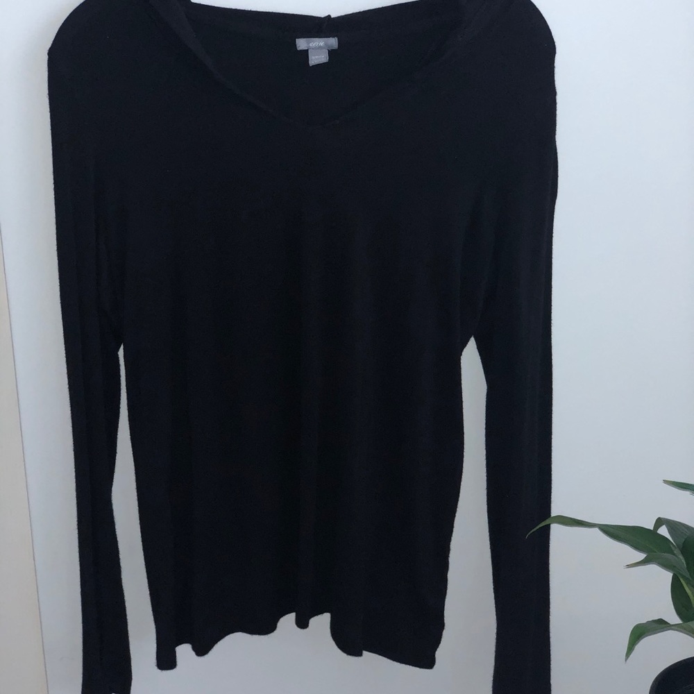 Arie Black Hoodie